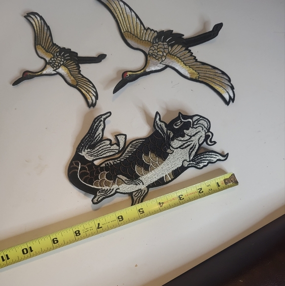 3 large patches - Picture 2 of 5